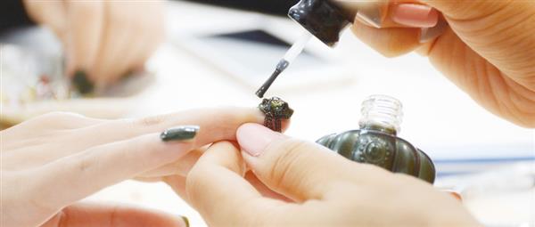 現在學美甲晚嗎？保定哪里可以學美甲？