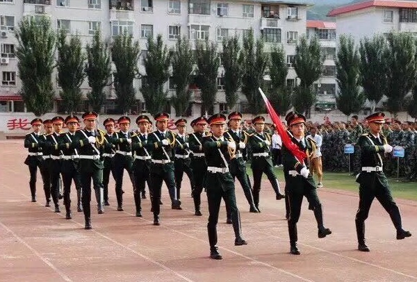 山東哪個(gè)學(xué)校有影視表演專(zhuān)業(yè)？