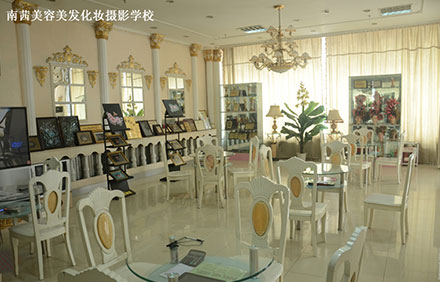 青島哪里可以學(xué)習(xí)美容美發(fā)專業(yè)？